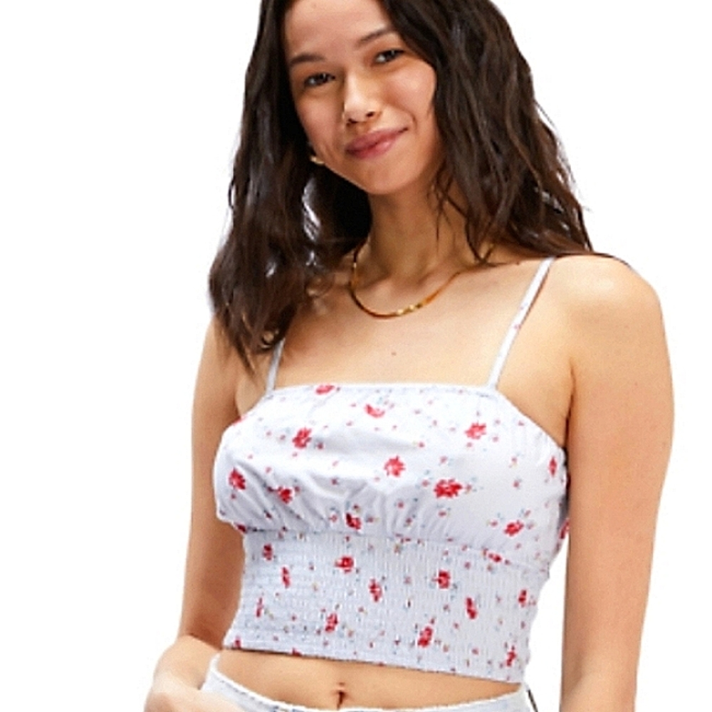 I ACCEPT OFFERS! Billabong Crop Floral Blouse. Adjustable Straps. WMNS M.